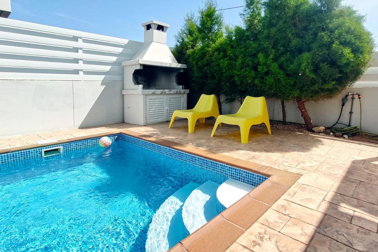 Nissini Shell, 3 Bedroom With Private Pool At Nissi Willa *